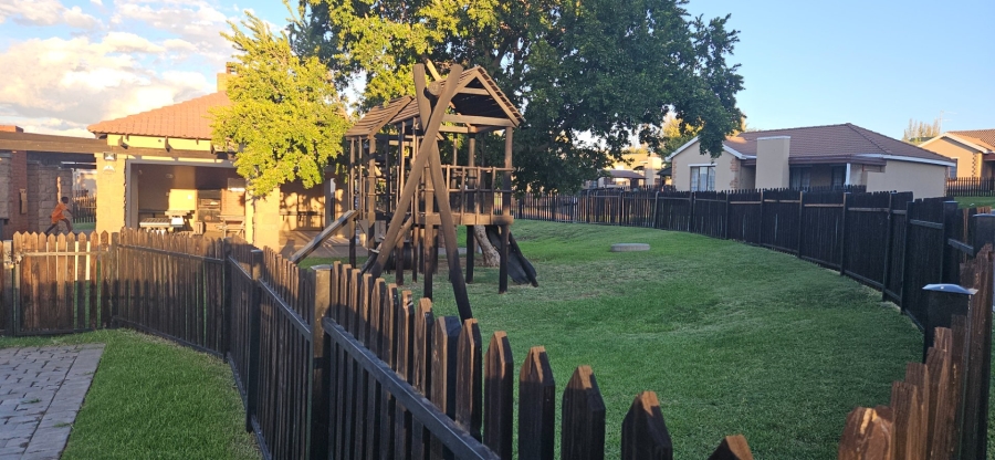 2 Bedroom Property for Sale in Hillside Free State